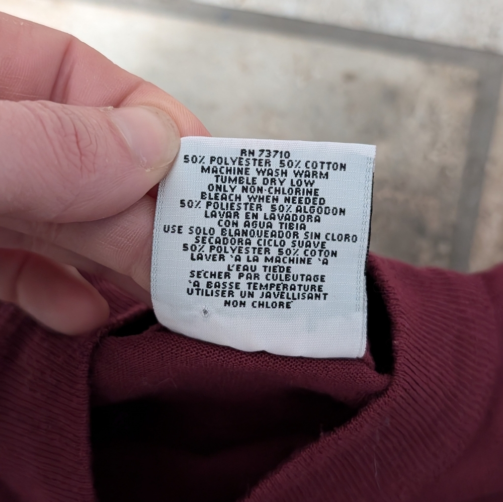 Simply Basic Small Maroon Sleeveless Turtleneck T… - image 3